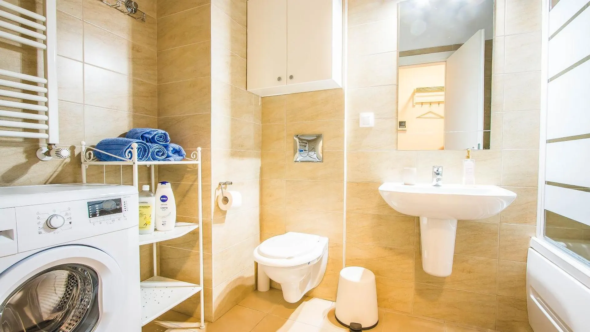 Luxury Apartment Mihai Bravu Bucharest 0*,  Romania